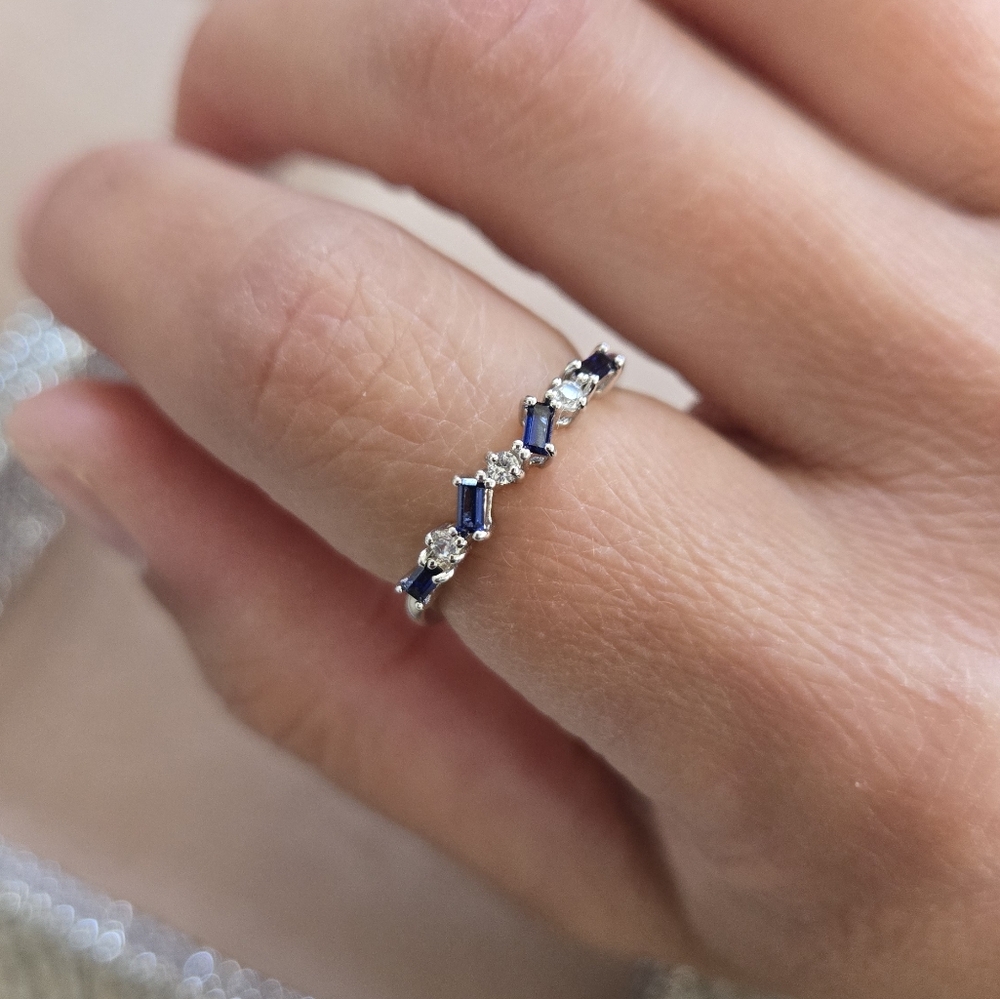 Sterling Silver Sapphire Ring